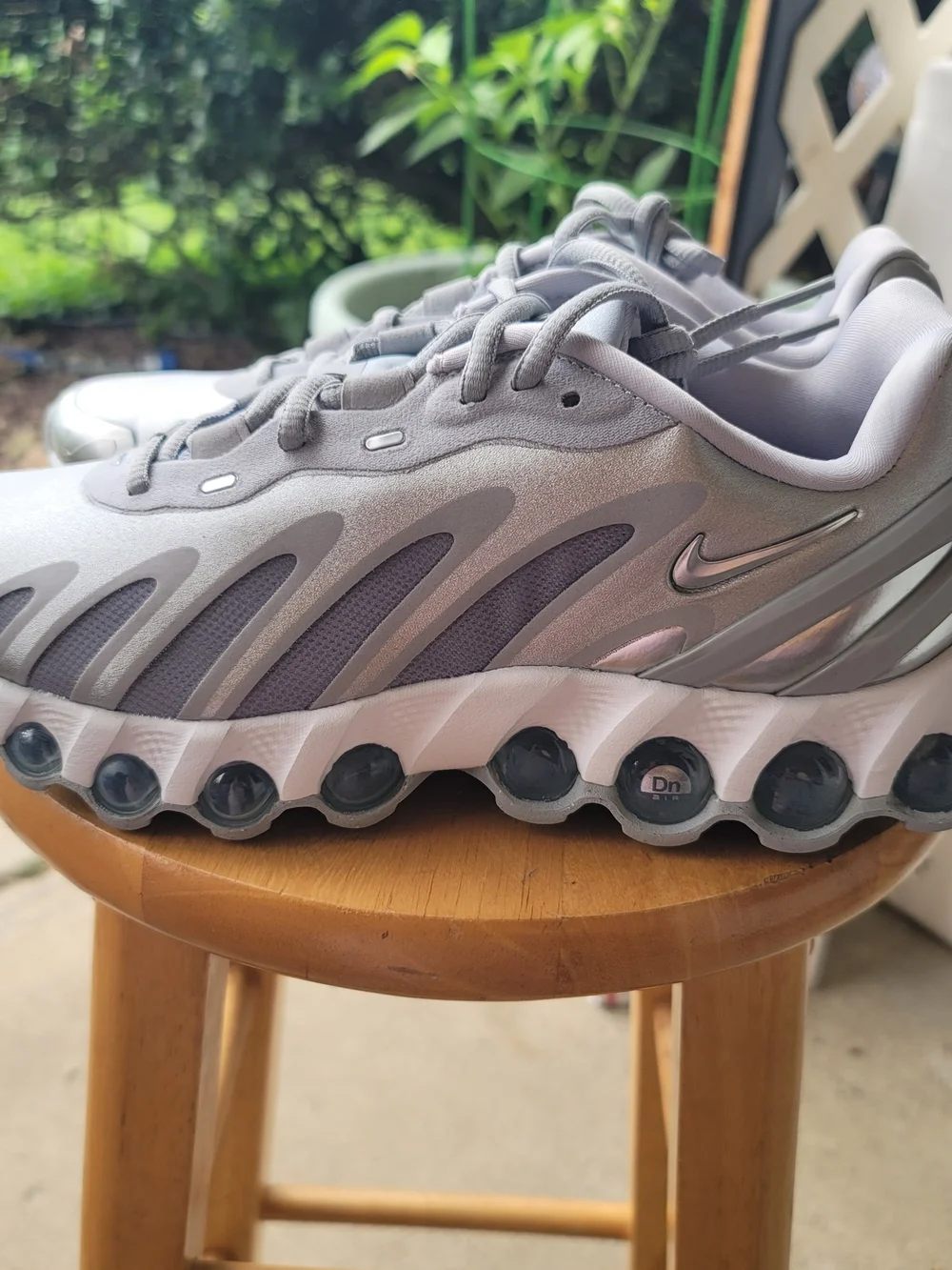 NWOT Nike AirMax Dn8 Gray Metallic Runner Sneakers. 8.5 Womens. 7 Mens. Boxed